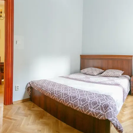 Grand I Апартаменти *